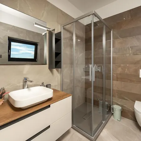 Provvidenza فيلة