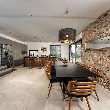 Provvidenza تْسْغيكفانِتْسا