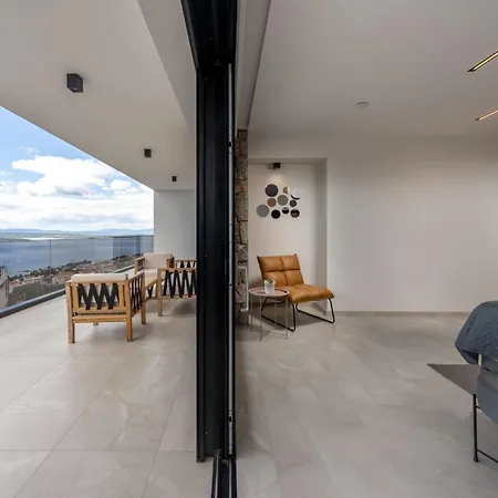 Provvidenza * تْسْغيكفانِتْسا